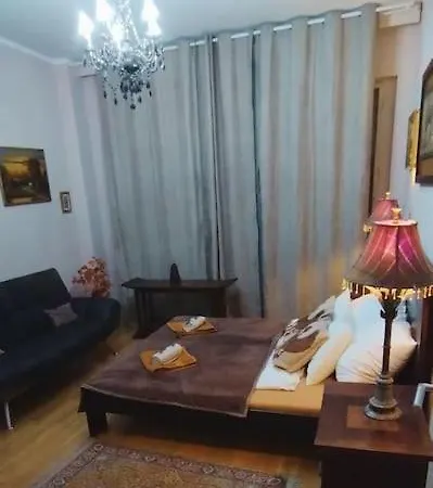 Central Apartman A Bazilikanal Apartament Budapesta